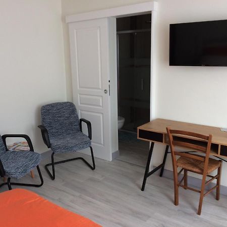 La Parenthese Otel Saintes Dış mekan fotoğraf